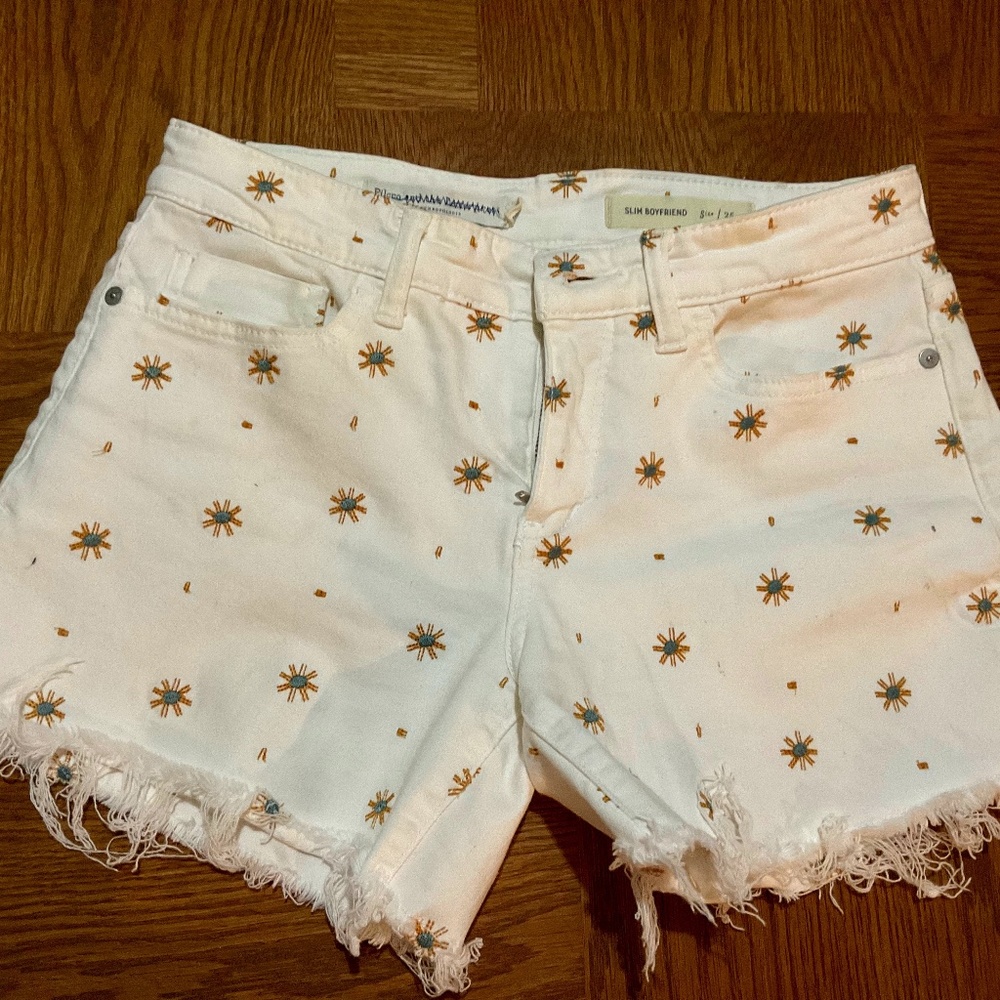 Anthropologie Pilcro Starburst Embroidered Shorts Sz 25